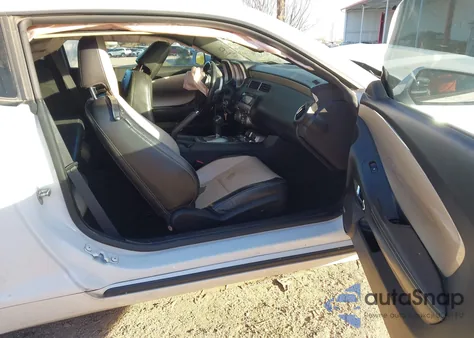 2011 Chevrolet Camaro 2Lt from USA, damaged, VIN 2G1FC1ED0B9106694